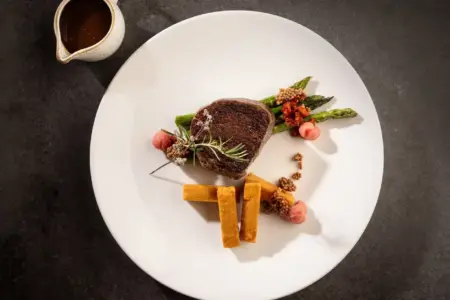 DAS BERNHARDS Restaurant Gutschein Geschenk